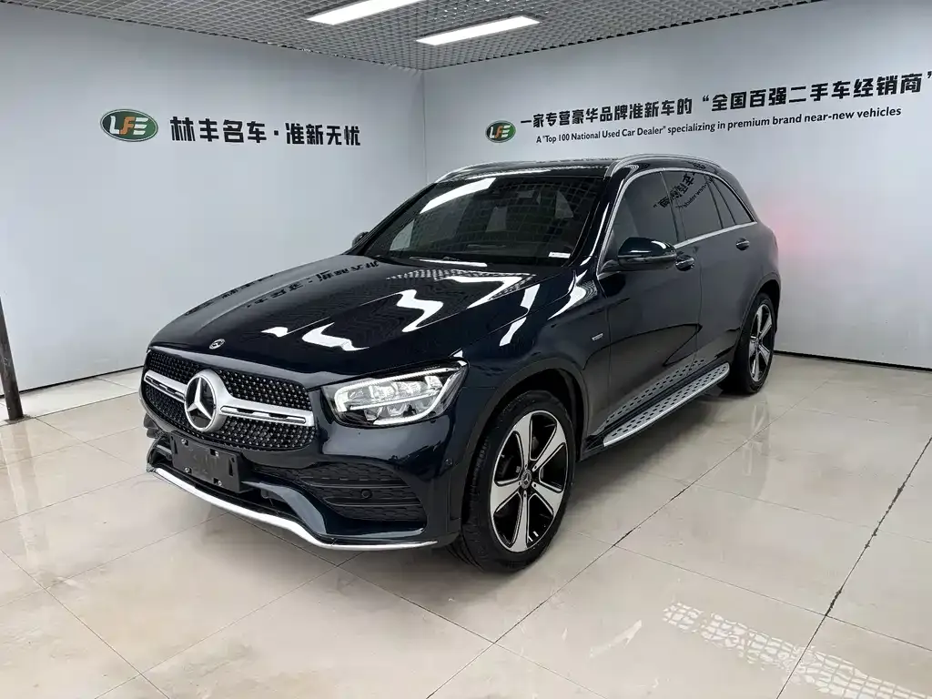 Mercedes-Benz GLC — фото 1