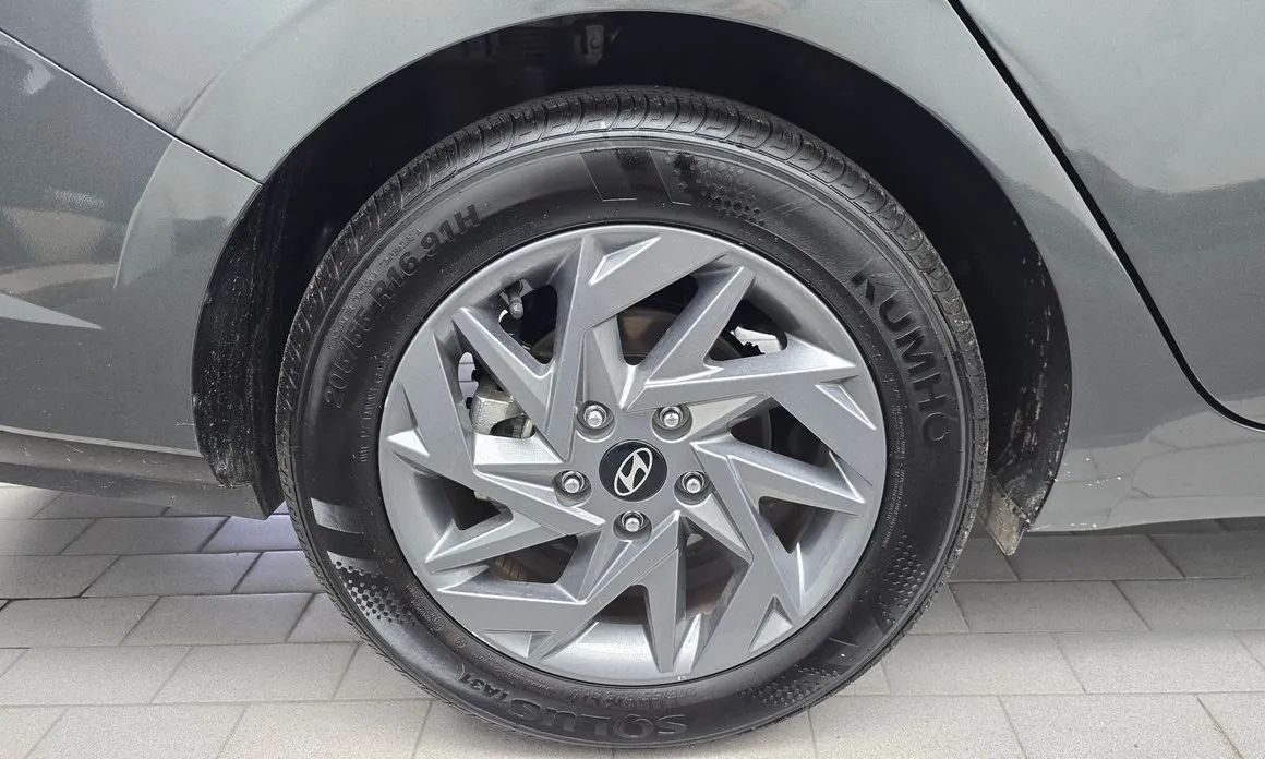 Hyundai AVANTE — фото 9