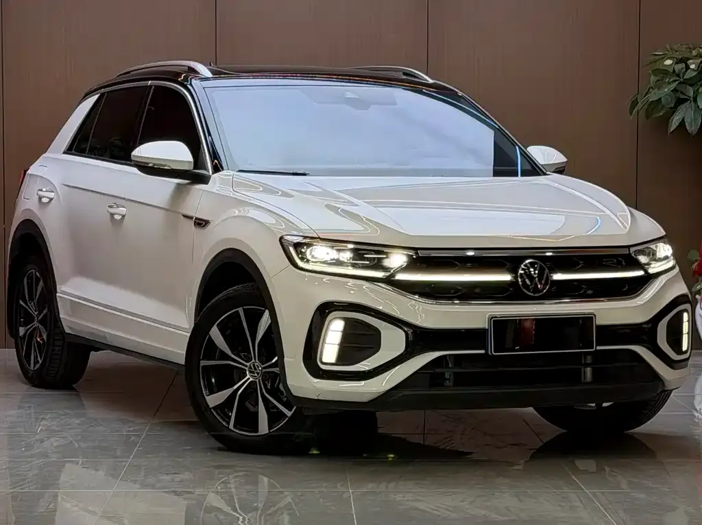 Volkswagen T-Roc — фото 7