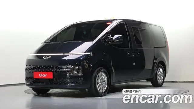 Hyundai Staria — фото 1