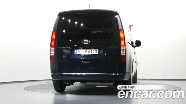 Hyundai Staria — фото 3