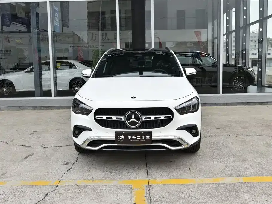 Mercedes-Benz GLA — фото 10