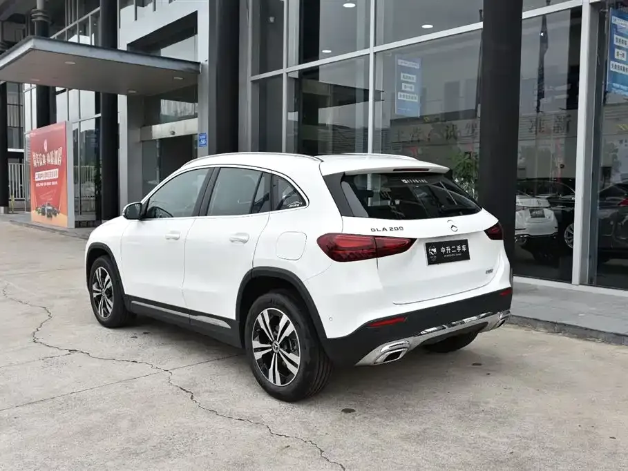 Mercedes-Benz GLA — фото 6