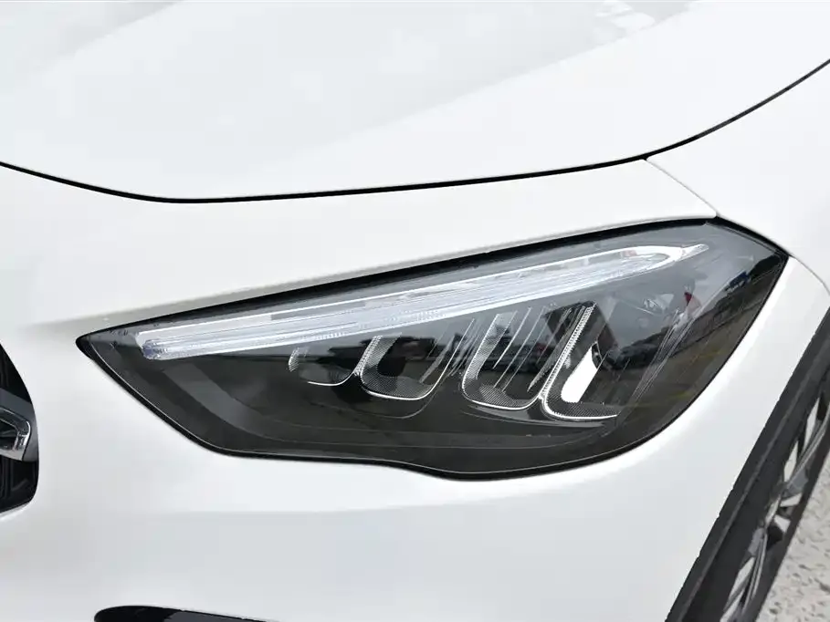 Mercedes-Benz GLA — фото 8