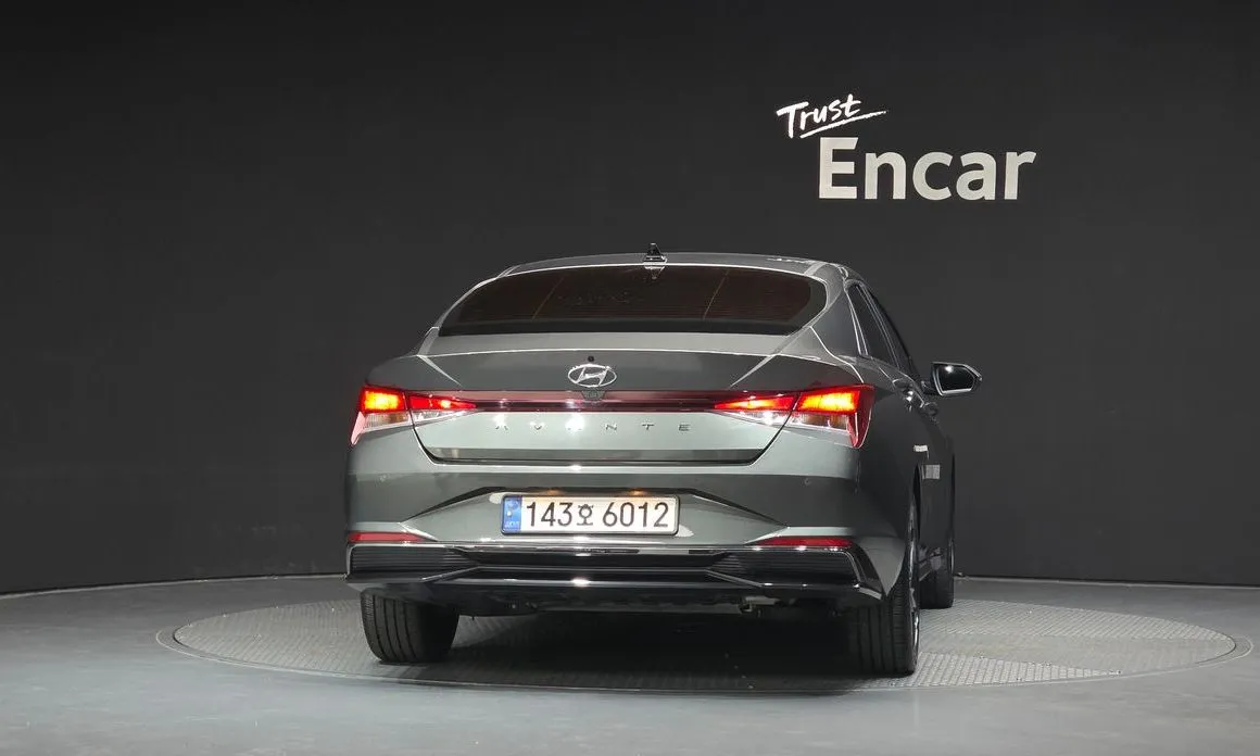 Hyundai AVANTE — фото 2