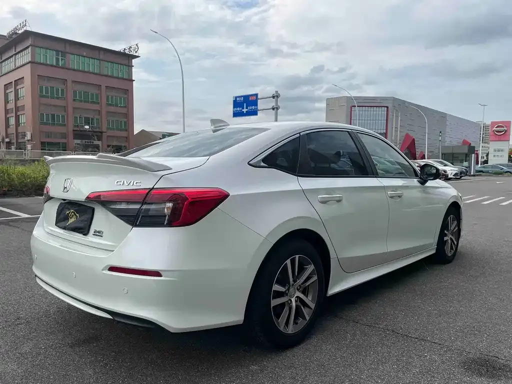 Honda Civic — фото 9