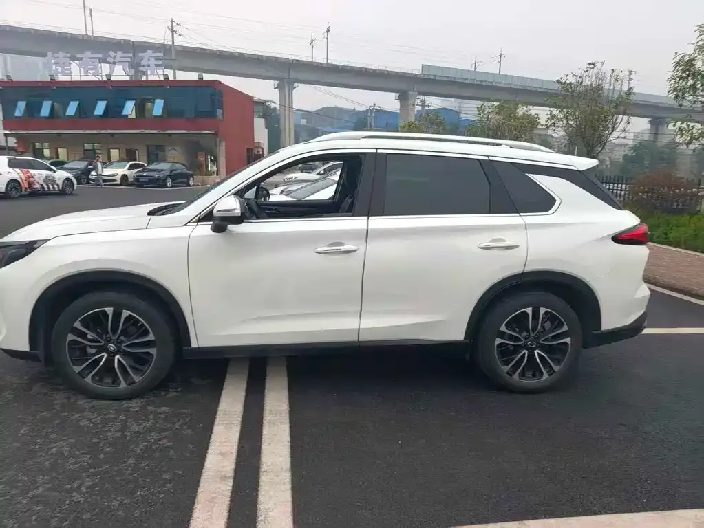 GAC Motor GS4 Plus — фото 4