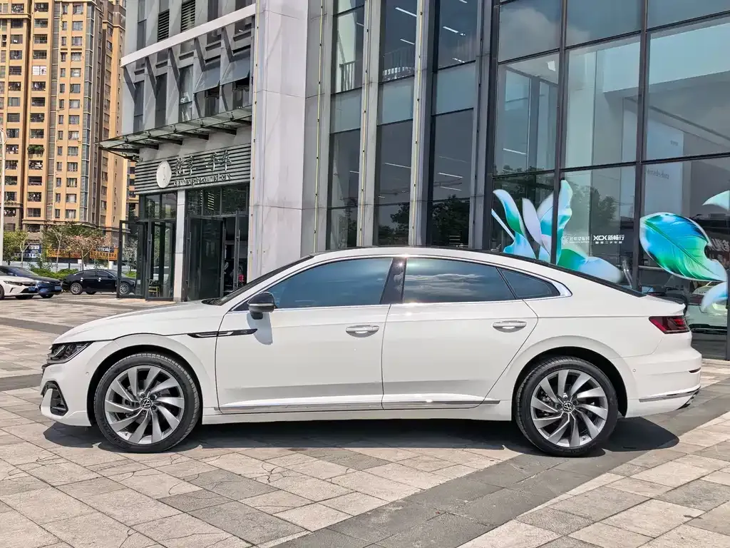 Volkswagen CC — фото 3