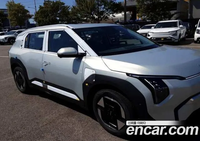 Kia EV3 — фото 6