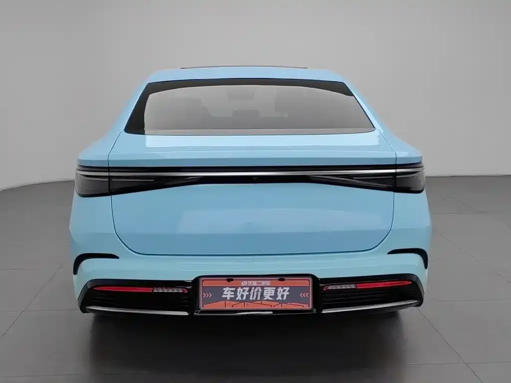 BYD Seal — фото 6