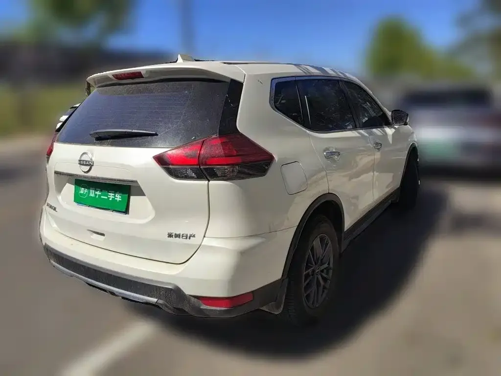 Nissan X-Trail — фото 4