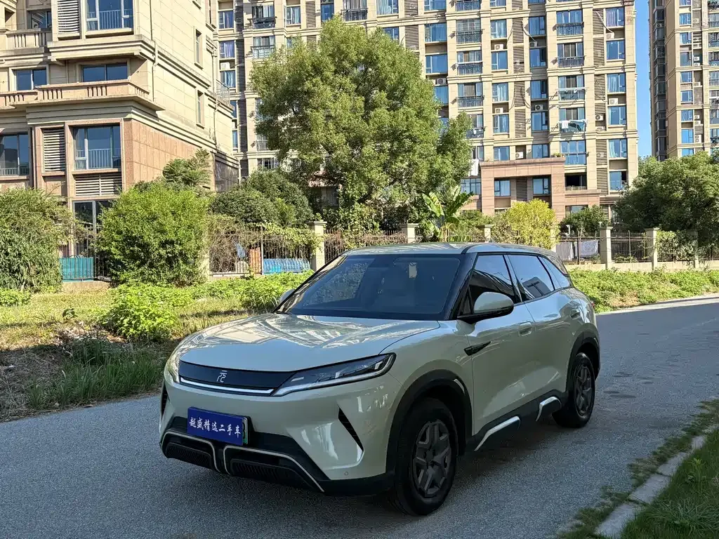 BYD Yuan UP — фото 1