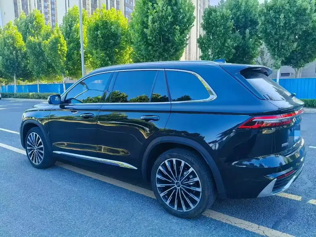 Geely Xingyue L — фото 8