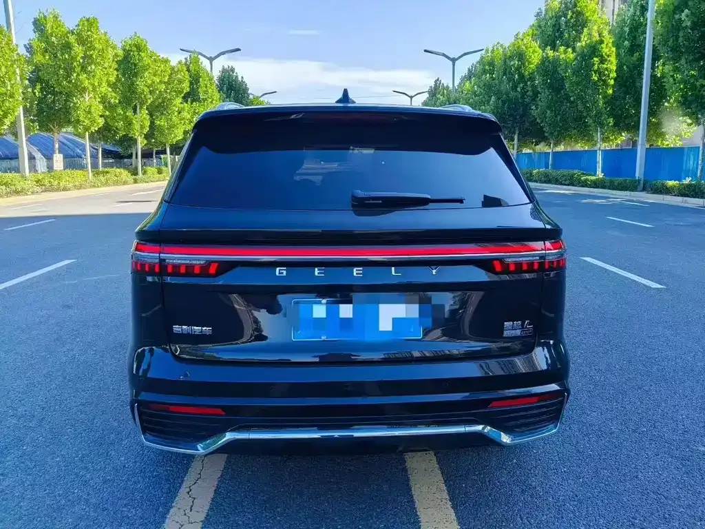 Geely Xingyue L — фото 3