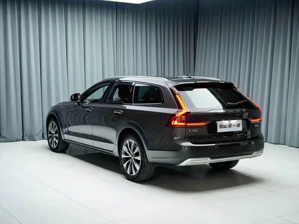 Volvo V90 — фото 9