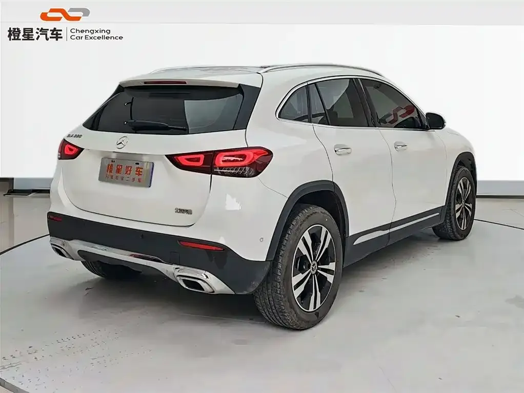 Mercedes-Benz GLA — фото 4
