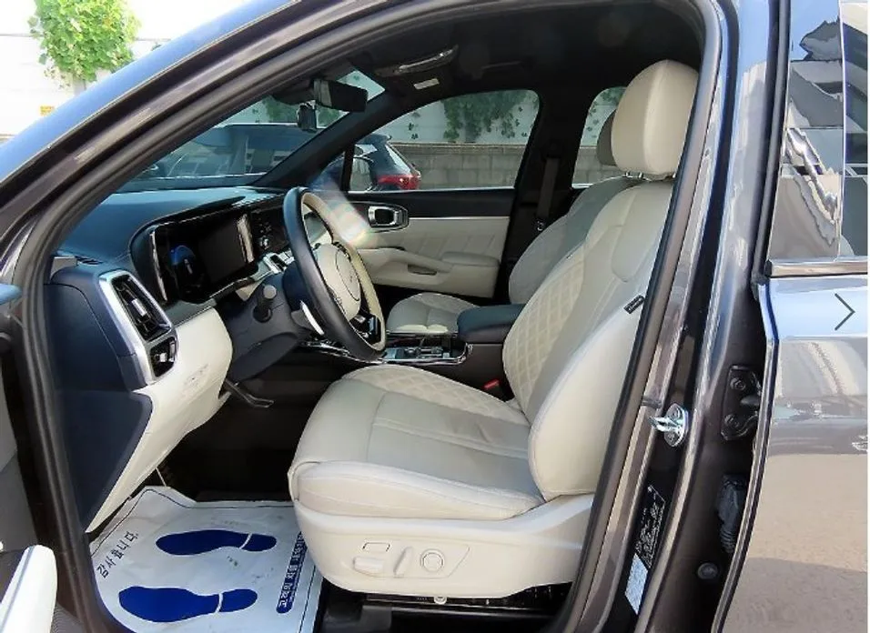 Kia Sorento — фото 9