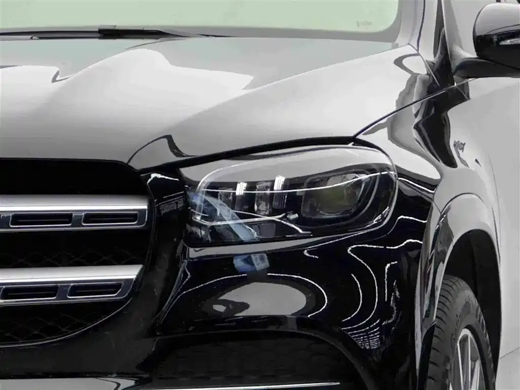 Mercedes-Benz GLS — фото 6