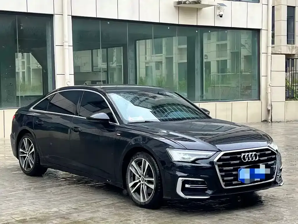 Audi A6L — фото 2