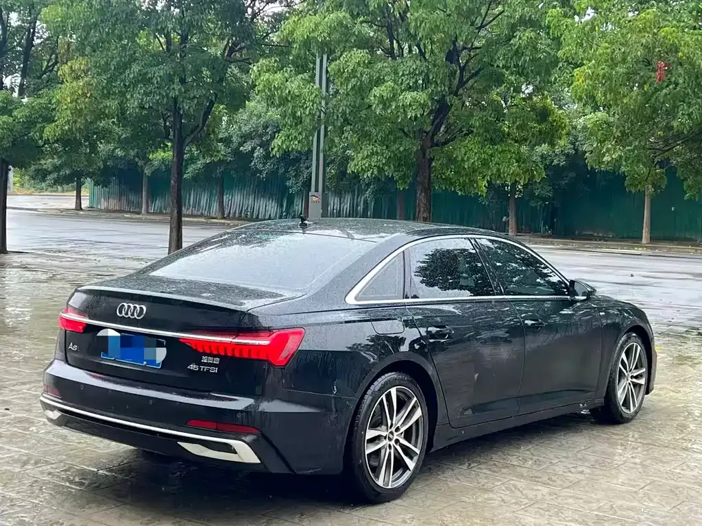 Audi A6L — фото 7