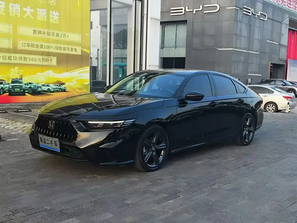 Honda Inspire — фото 1