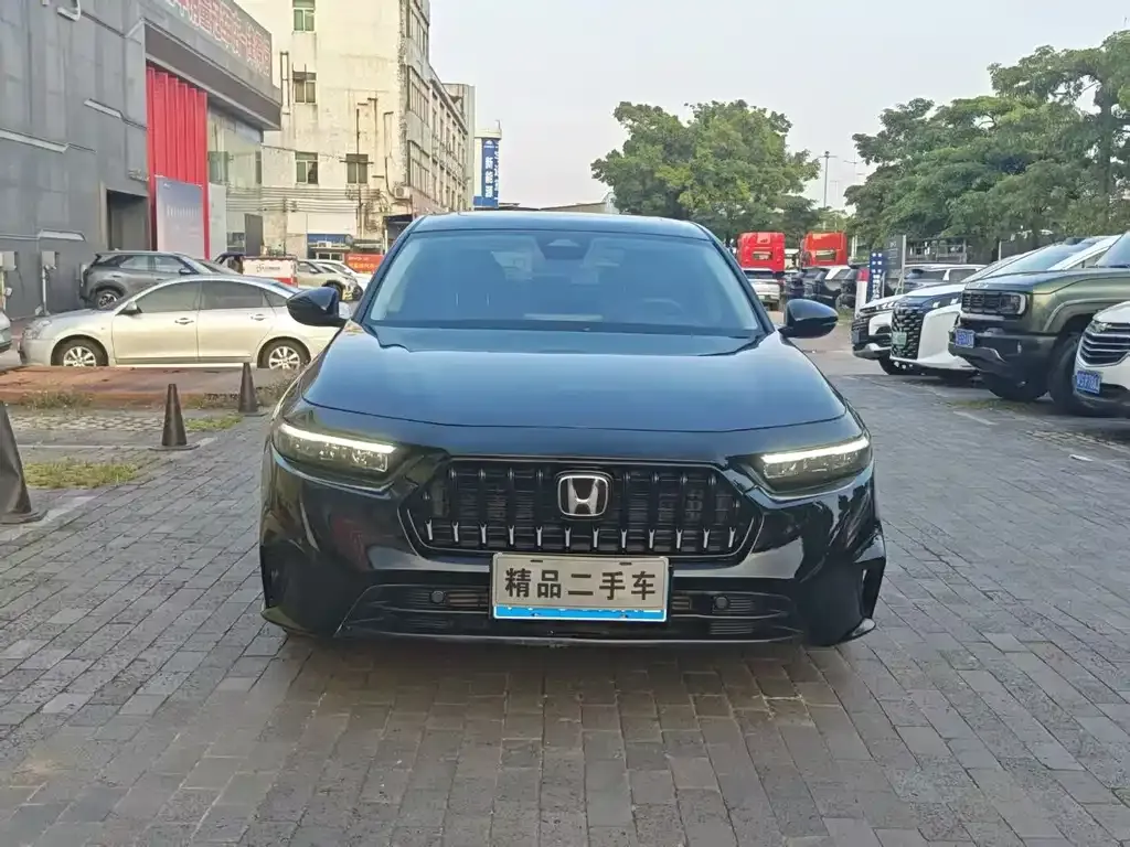 Honda Inspire — фото 2