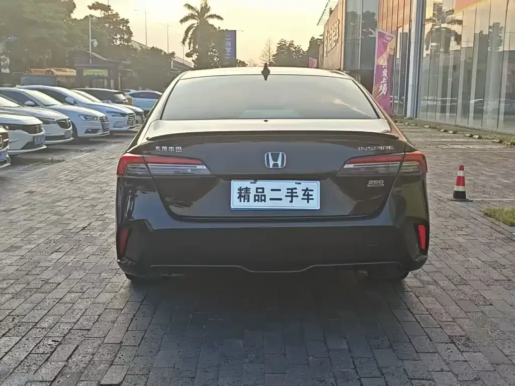 Honda Inspire — фото 6
