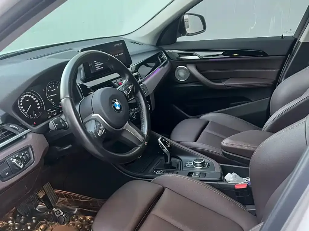 BMW X1 — фото 2