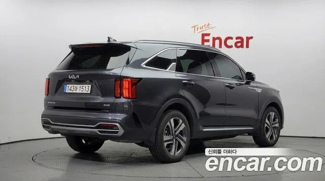 Kia Sorento — фото 4