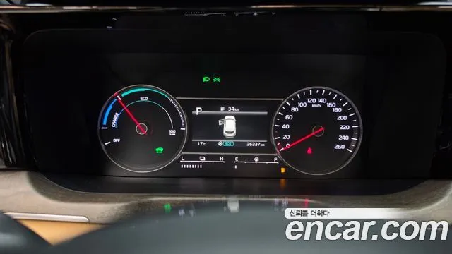 Kia Sorento — фото 10