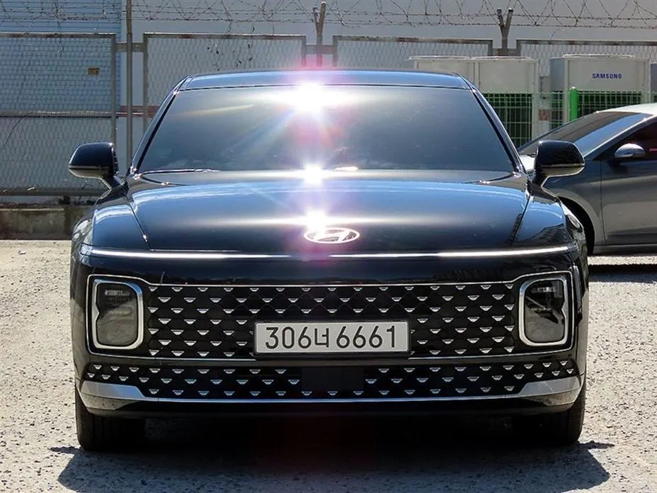 Hyundai Grandeur — фото 1