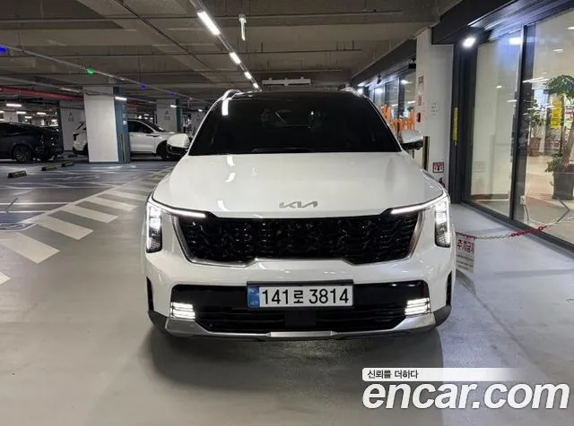 Kia Sorento — фото 9