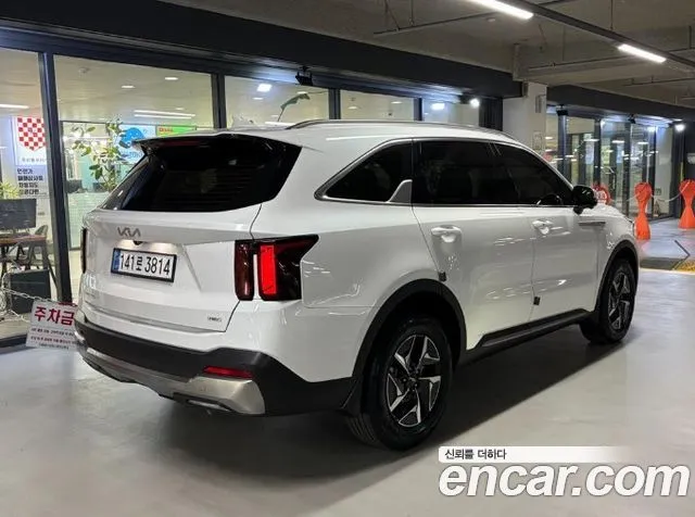 Kia Sorento — фото 3