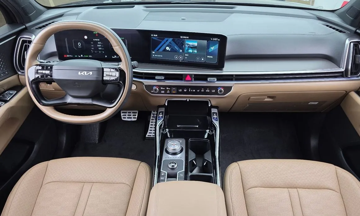 Kia Sorento — фото 10