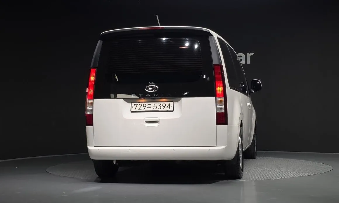 Hyundai Staria — фото 3