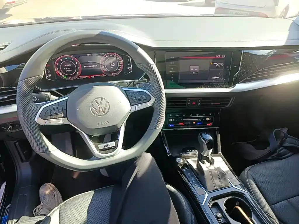 Volkswagen Passat — фото 7
