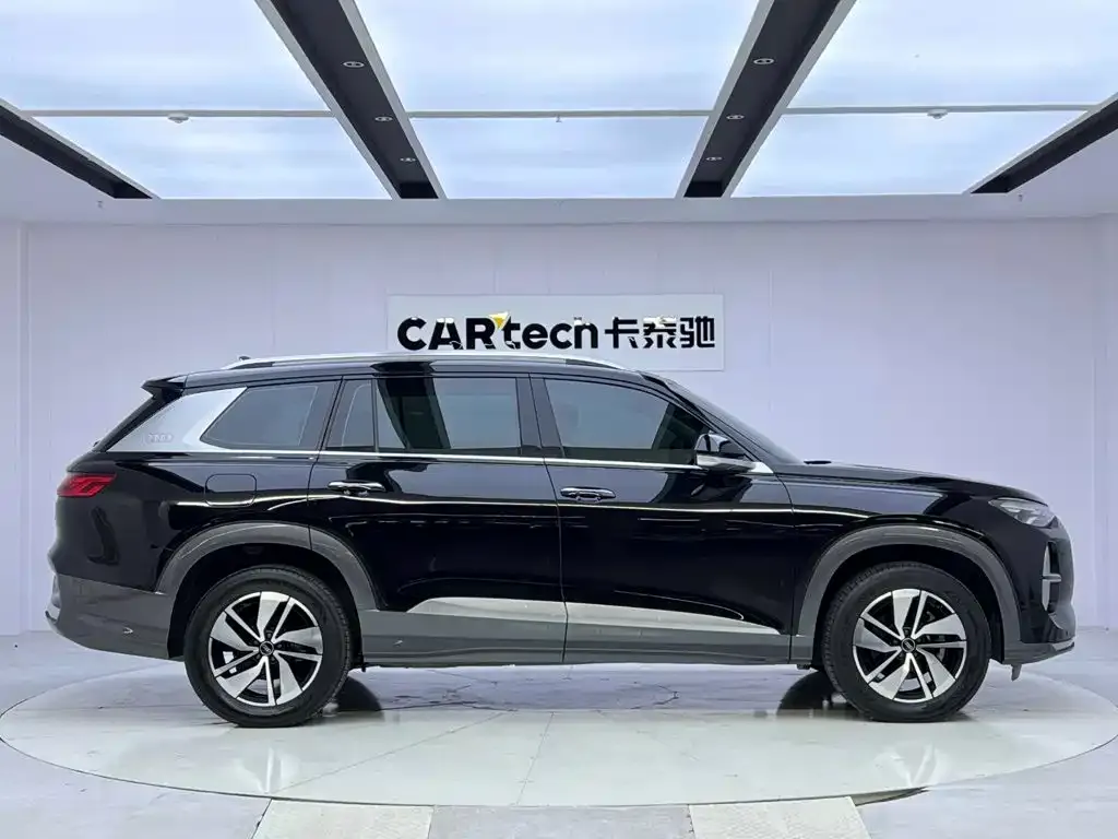 Audi Q6 — фото 4