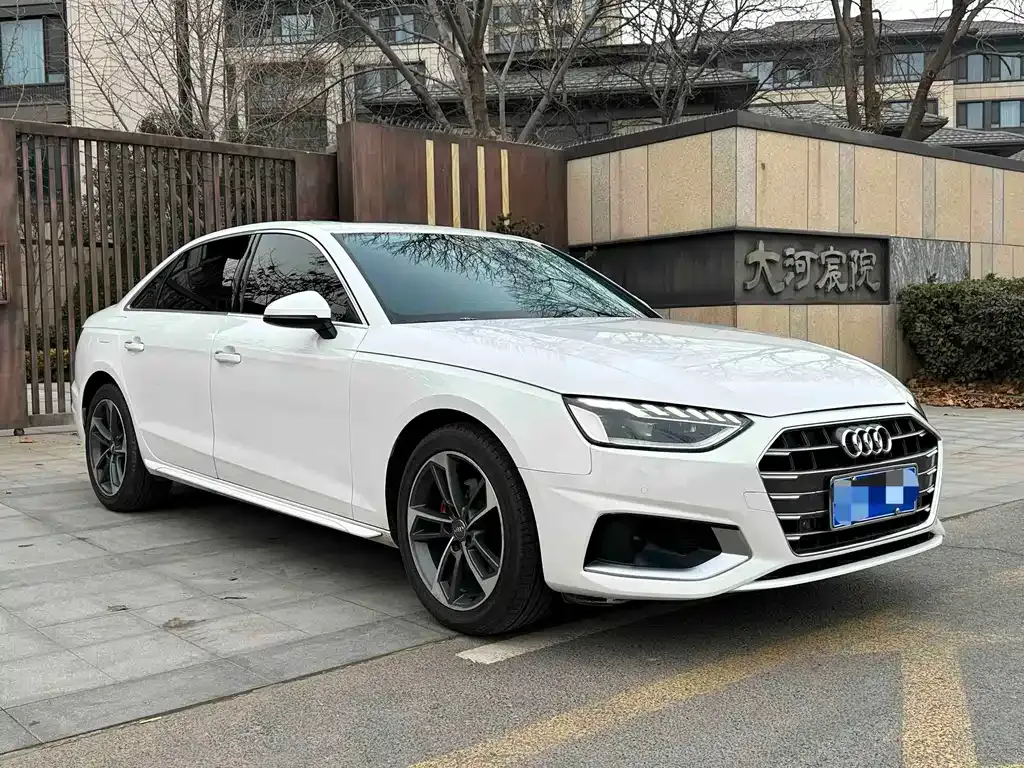 Audi A4L — фото 8
