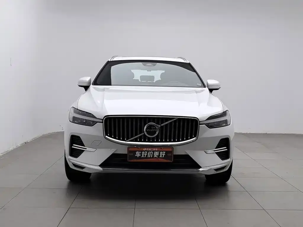 Volvo XC60 — фото 2