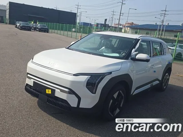 Kia EV3 — фото 6