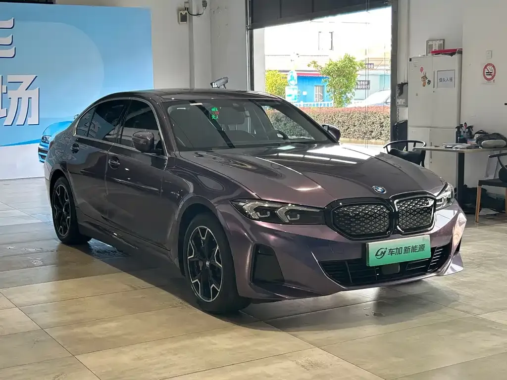 BMW i3 — фото 8