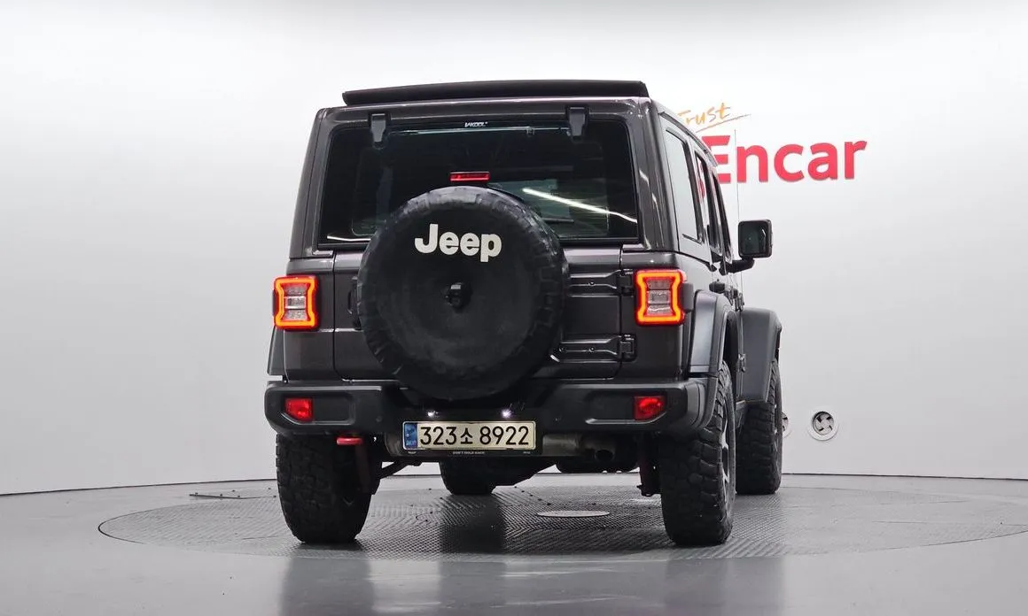 Jeep Wrangler — фото 4