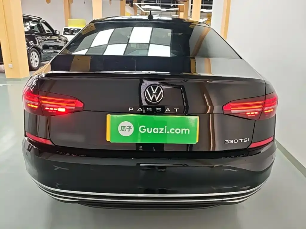 Volkswagen Passat — фото 5