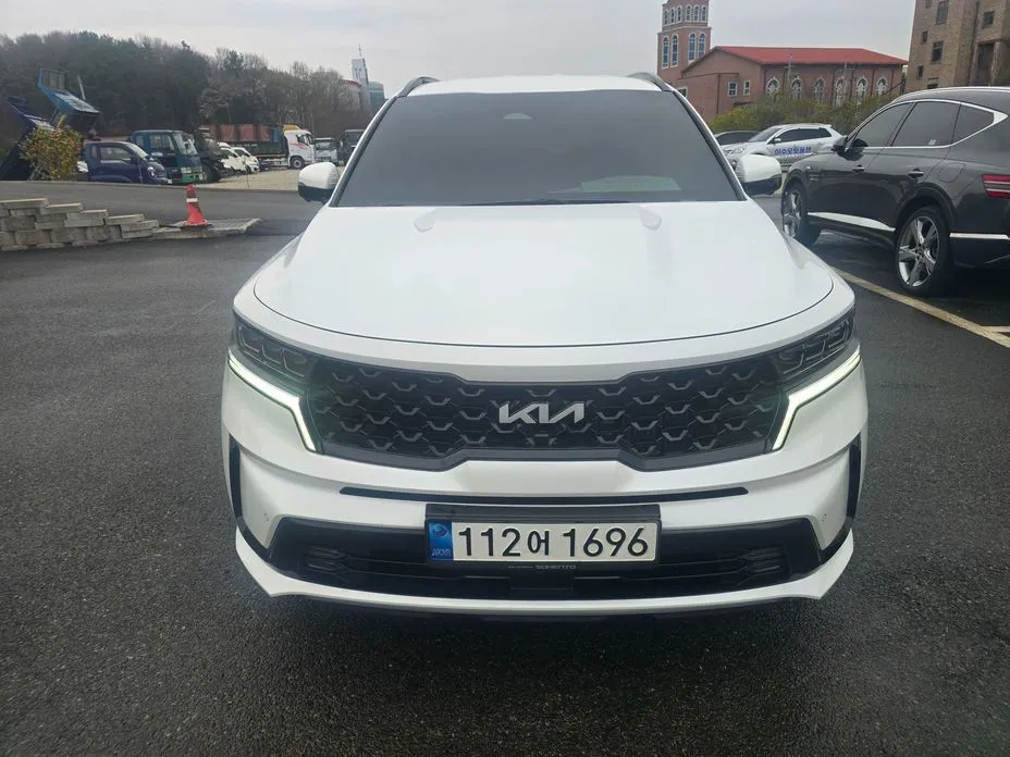 Kia Sorento — фото 1