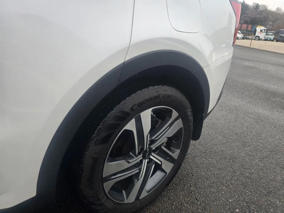 Kia Sorento — фото 3
