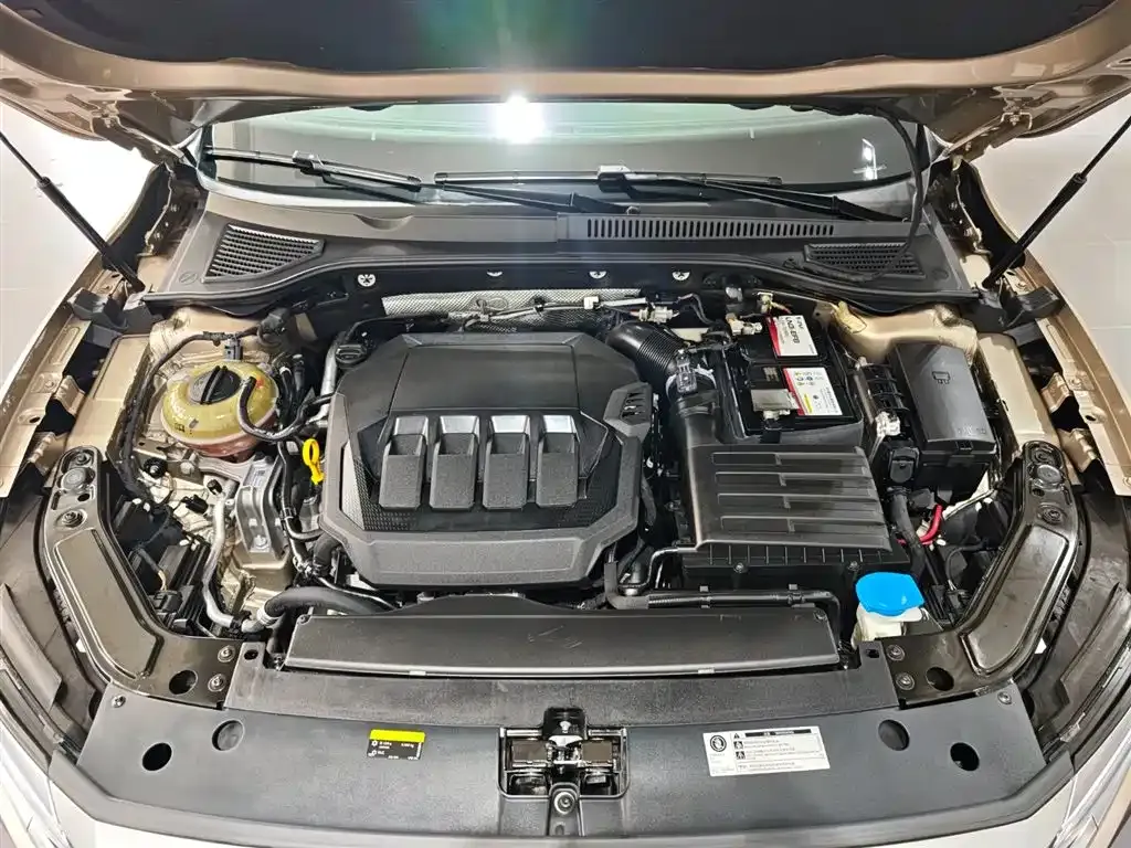 Volkswagen Passat — фото 7