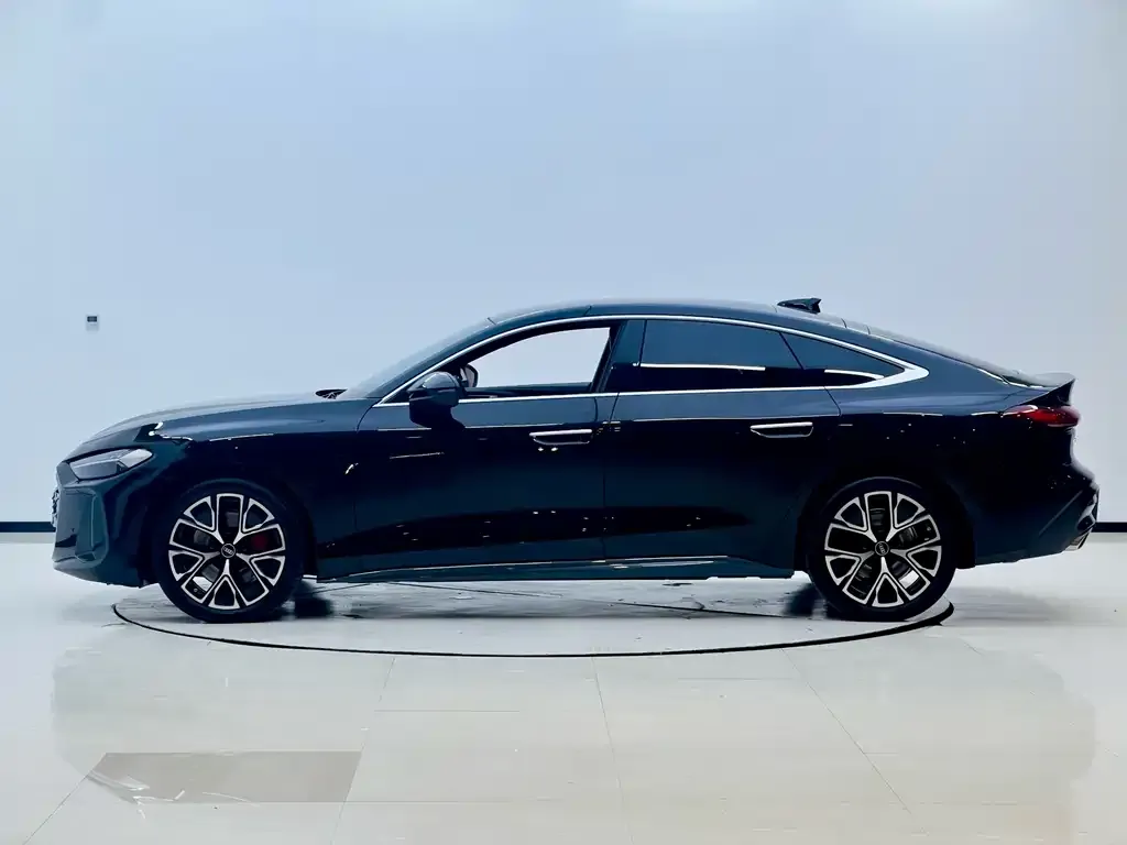 Audi A5L Sportback — фото 3