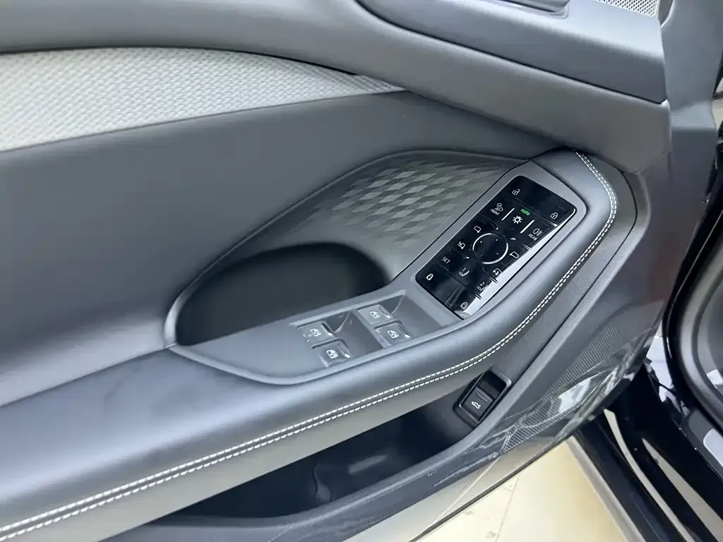 Audi A5L Sportback — фото 4