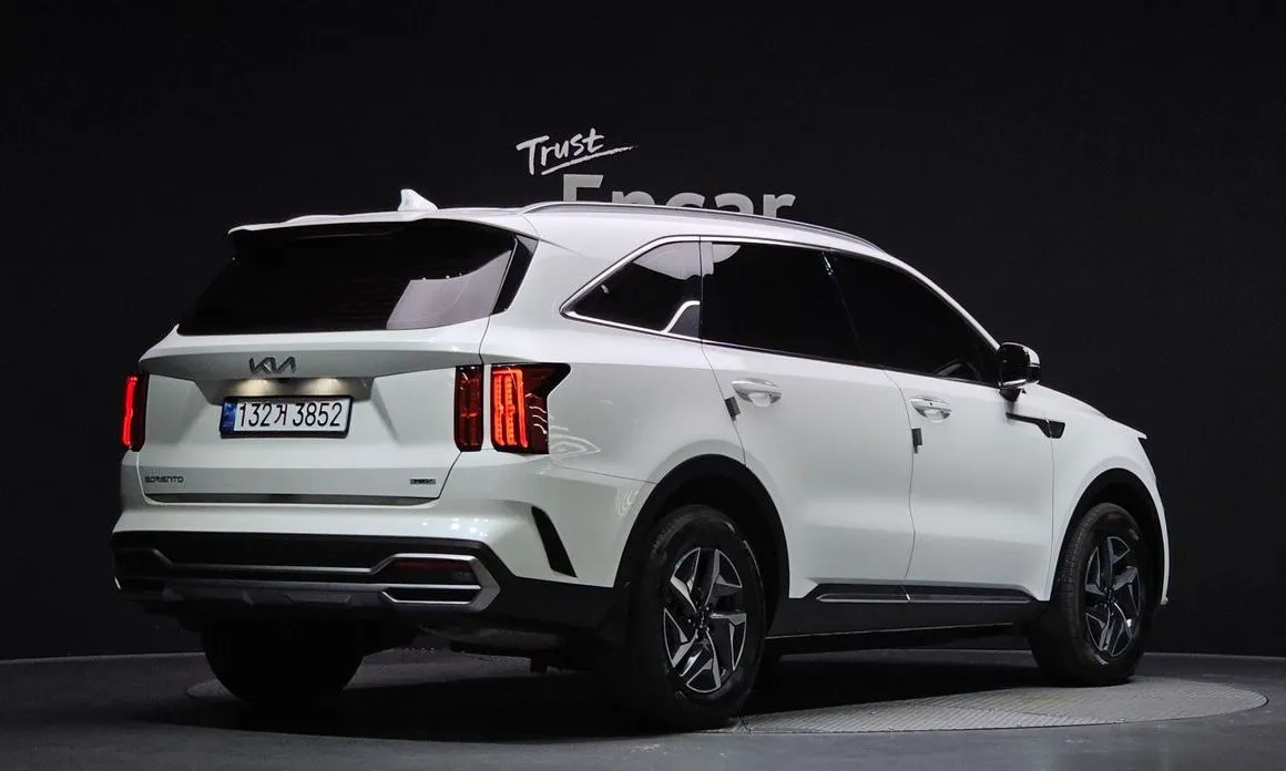 Kia Sorento — фото 4