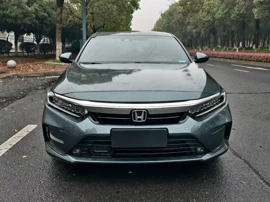 Honda Inspire — фото 6
